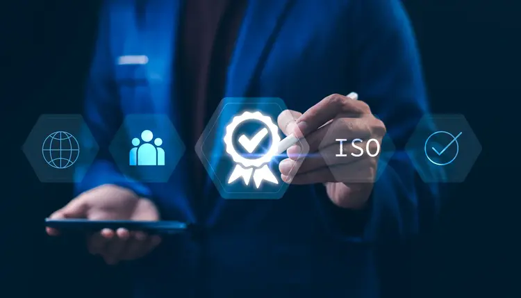 Principles of Quality Management According to ISO 9001 Visual representation of the principles of quality management in the context of ISO 9001